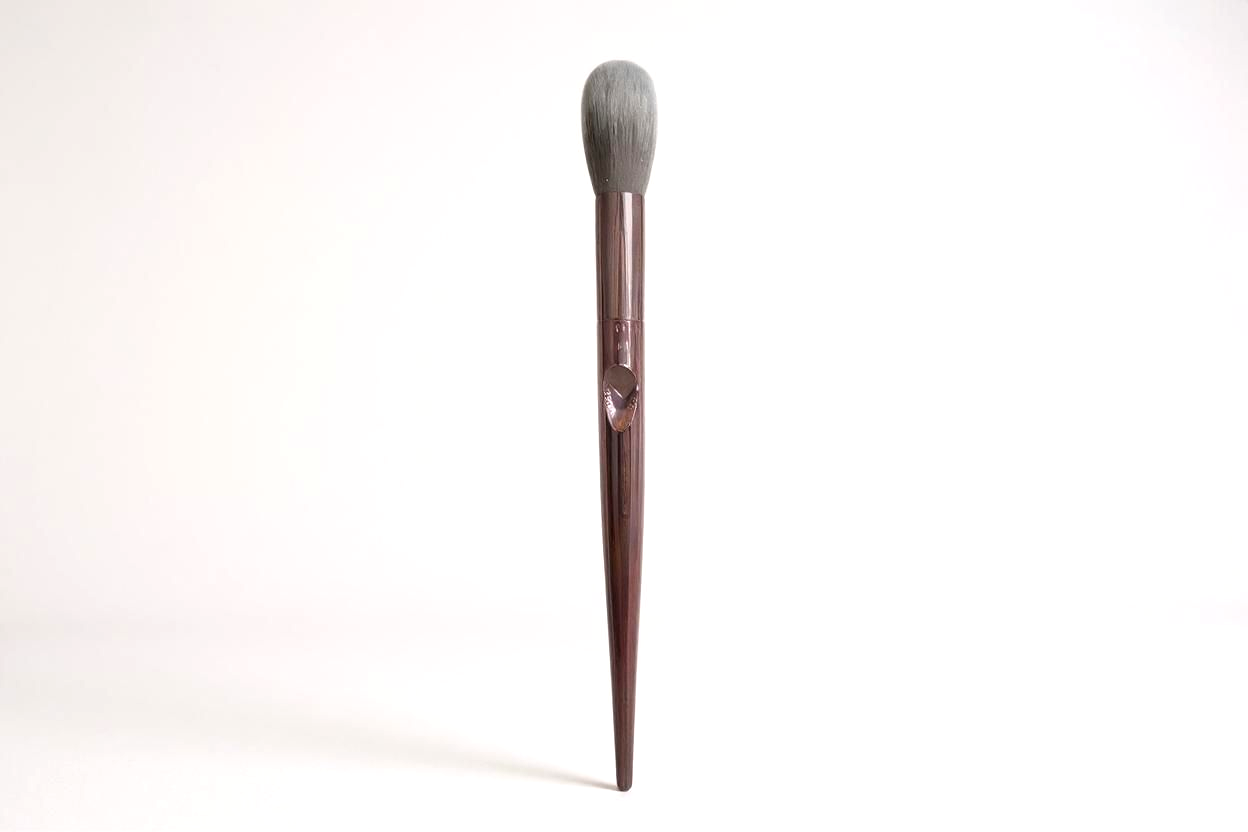 Flawless Application: Rose Gold Makeup Brush Set