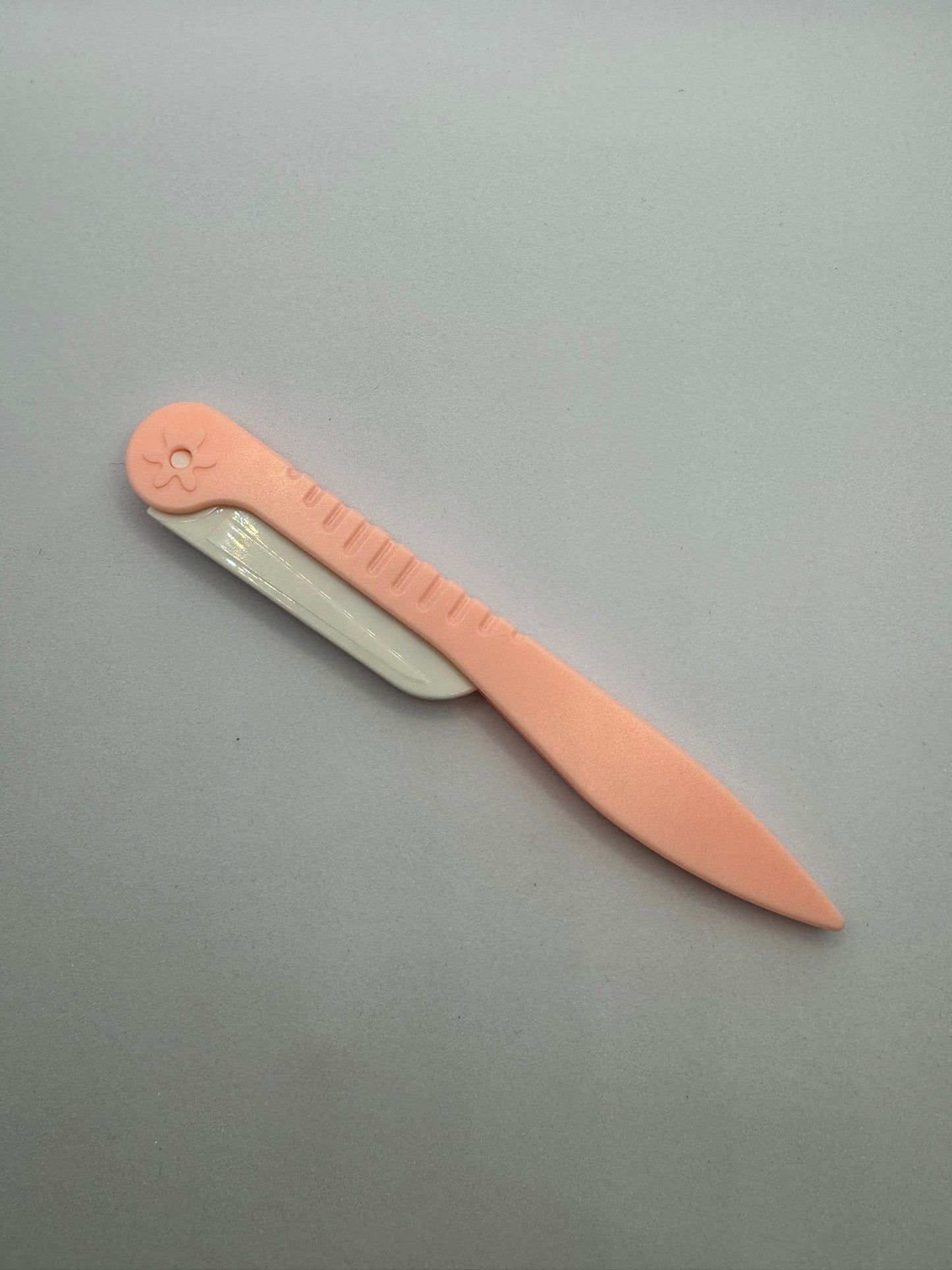 Eyebrow Razors for Dermaplaning & Shaping - 3-Pack